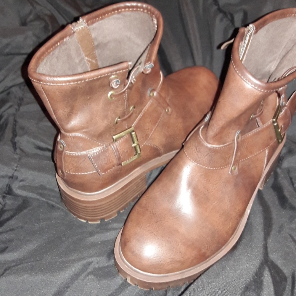 Torrid Women's boot